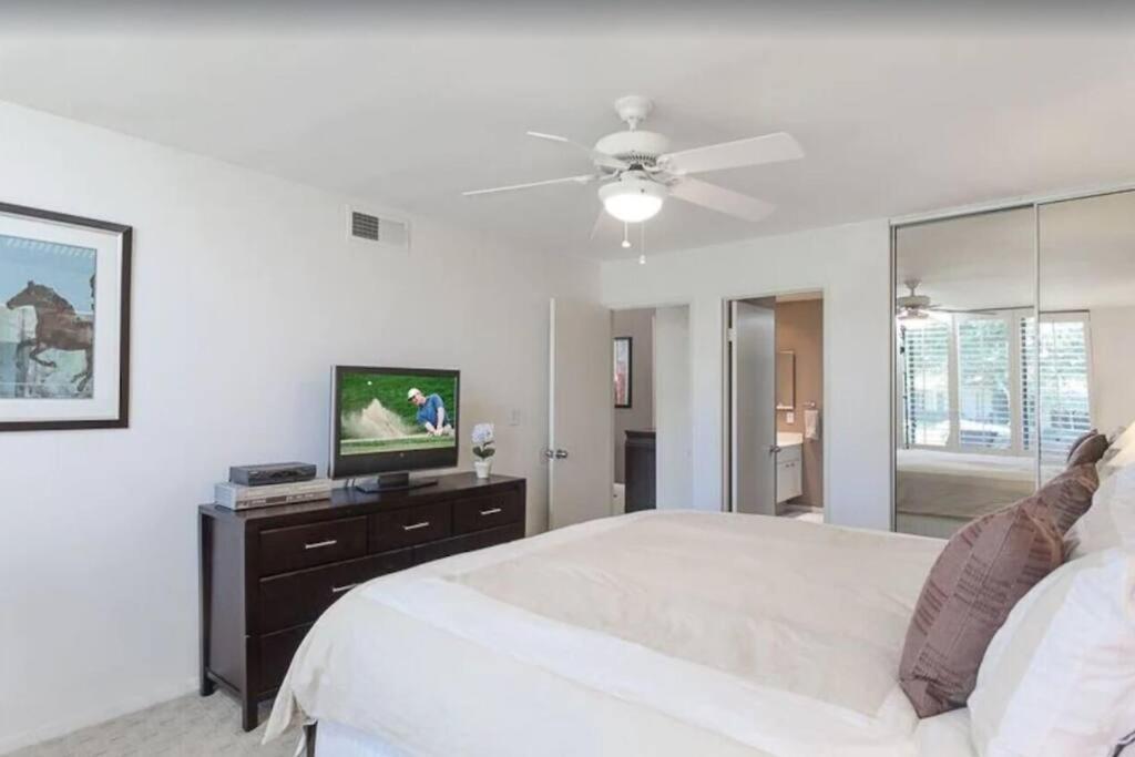 Private Country Club Condo On Awesome Golf Course! Palm Desert Extérieur photo